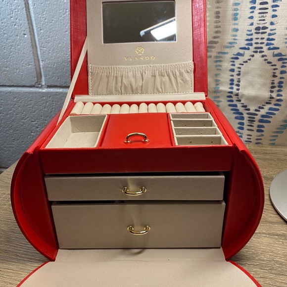 Jewelry box - Picture 3 of 4